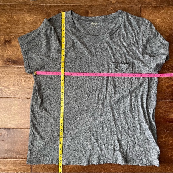 Madewell Whisper Grey Pocket Tee size XL - Picture 4 of 9